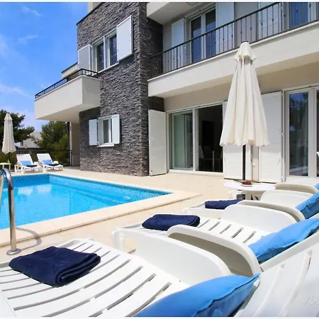 Apartments Nika Primosten Exterior photo