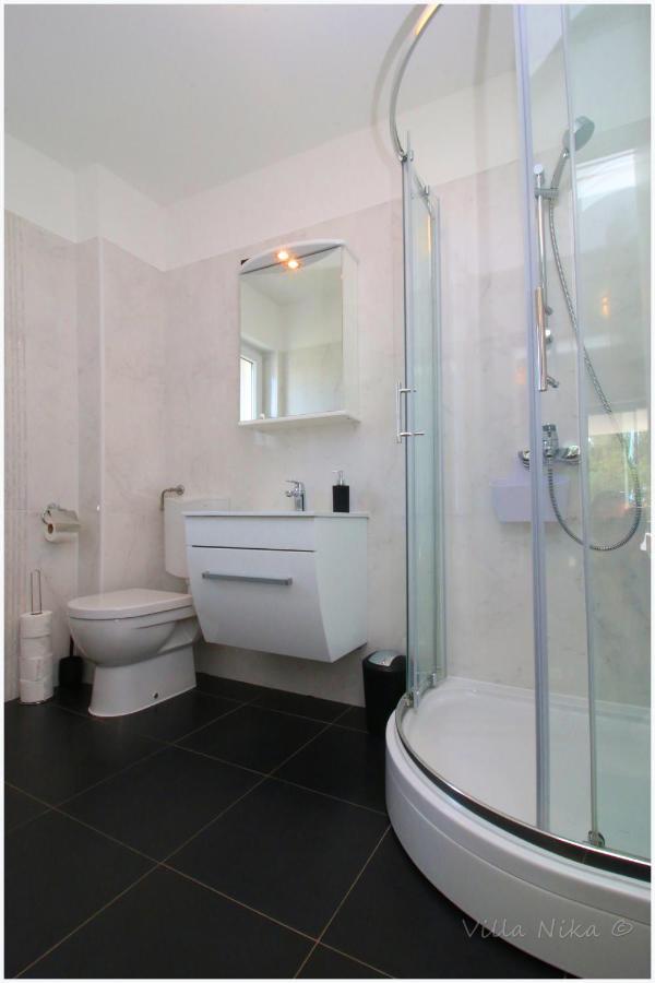 Apartment Nika Primosten